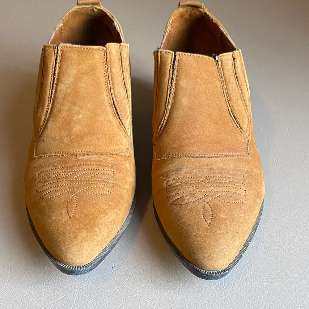 Maine Woods Tan Suede Western Slip-On Ankle Boots